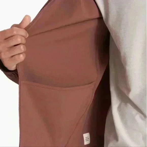 Vuori Excursion Ripstop Jacket Hazelnut - Picture 4 of 7